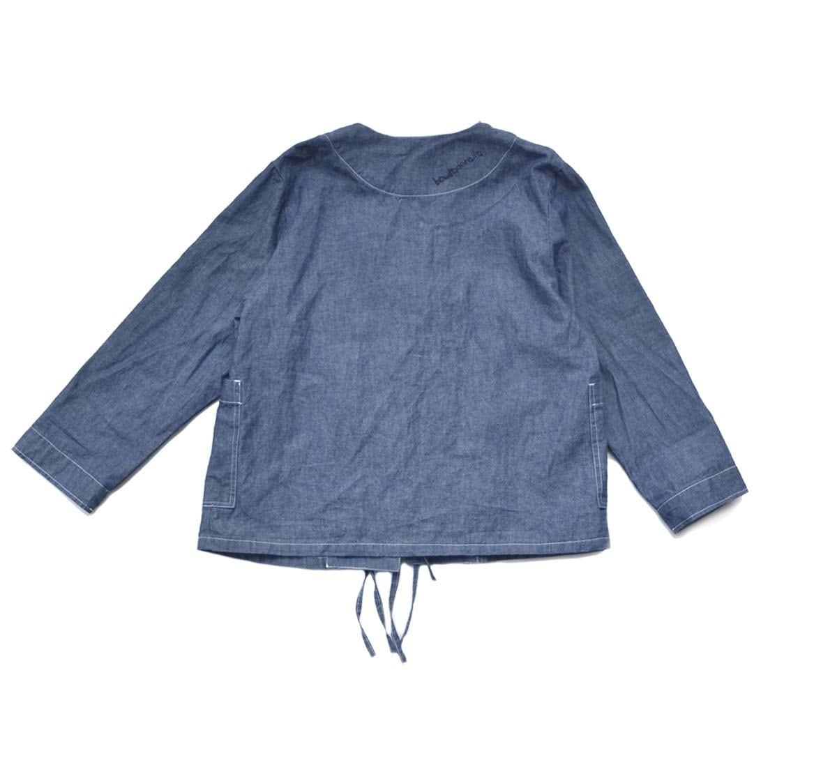 tape shirt