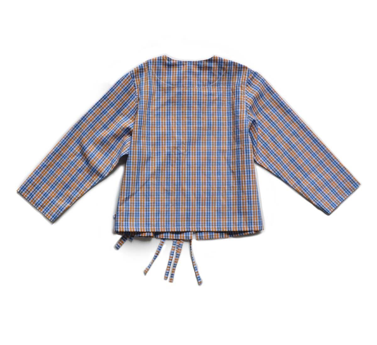 tape shirt