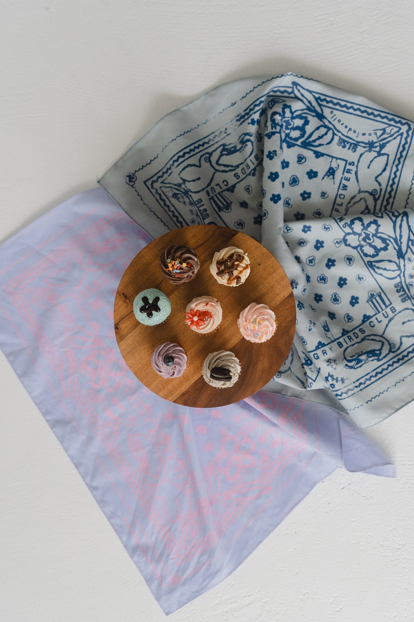 HUNGRY BIRDS CLUB Bandana Scarf